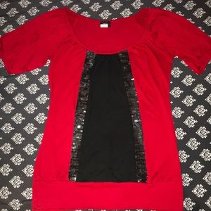 Vanity top. Size medium.